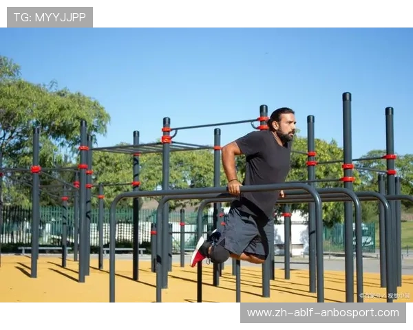 篮球运动员力量与柔韧性结合训练提升比赛中的对抗能力